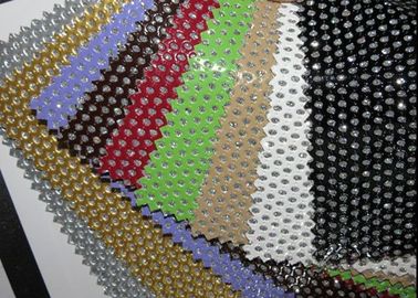 Trung Quốc Mô hình lỗ punch PU đen da đục lỗ vải với không dệt Backing nhà cung cấp